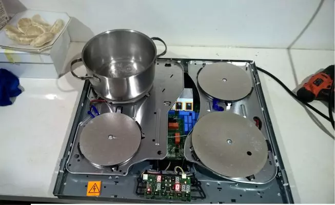 Sửa bếp từ tại nhà Hà Nội