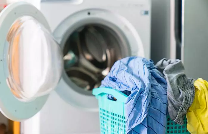 Máy giặt rung lắc và kêu to bất thường