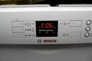 Sửa máy rửa bát Bosch lỗi E06 tại Ba Đình