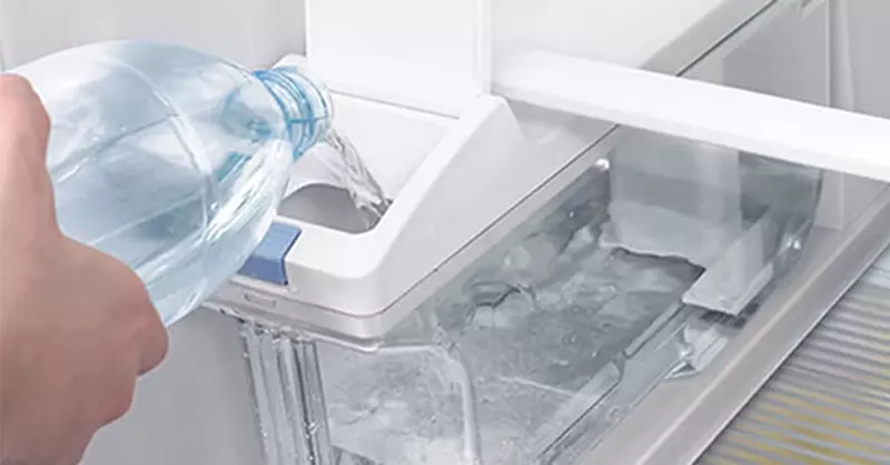 Tủ lạnh Panasonic lỗi cảm biến làm đá